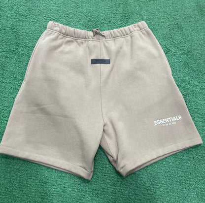 Fear of God Essentials Shorts Oak